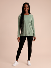 Carica l'immagine nel visualizzatore di Gallery, Model Front: Uv Line T-Shirt Longsleeve Fem New Fit Mix Grey Upf50+
