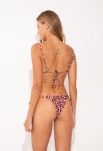 Carica l'immagine nel visualizzatore di Gallery, Model Back: Rio De Sol Bas Bottom Dune Ibiza
