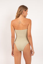 Carica l'immagine nel visualizzatore di Gallery, Model Back: Rio De Sol Une Pièce Brisa-Pistache Tube-Op
