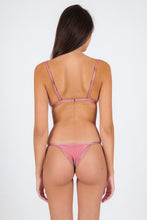Carica l'immagine nel visualizzatore di Gallery, Model Back: Rio De Sol Ensemble Set Shimmer-Confetti Tri-Fixo California
