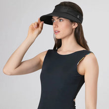 Carica l'immagine nel visualizzatore di Gallery, Model Front: Uv Line Visière Visor Leblon Black Upf50+
