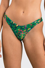 Carica l'immagine nel visualizzatore di Gallery, Gallery: Rio De Sol Bas Bottom Wilds Highleg
