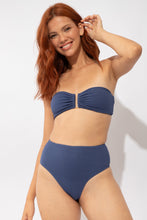 Carica l'immagine nel visualizzatore di Gallery, Image 07: Rio De Sol Bas Bottom Carmel-Blue Hotpants
