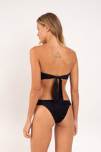 Carica l'immagine nel visualizzatore di Gallery, Model Back: Rio De Sol Ensemble Set Malibu-Black Mavi Baobi
