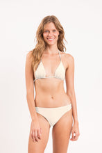 Carica l'immagine nel visualizzatore di Gallery, Model Front: Rio De Sol Bas Bottom Touch-Natural Essential-Comfy
