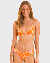 Carica l'immagine nel visualizzatore di Gallery, Gallery: Rio De Sol Ensemble Set Trail-Orange Tri-Fixo Baobi-Cheeky
