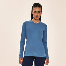 Carica l'immagine nel visualizzatore di Gallery, Model Front: Uv Line T-Shirt Longsleeve Sport Fit Aco Upf50+
