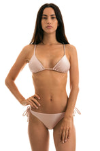 Carica l'immagine nel visualizzatore di Gallery, Model Front: Rio De Sol Bas Bottom Essence Invisible
