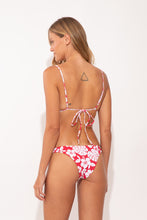 Carica l'immagine nel visualizzatore di Gallery, Model Back: Wednesday In Hawaii By Rio De Sol Bas Bottom Pua-Hibiscus Leblon
