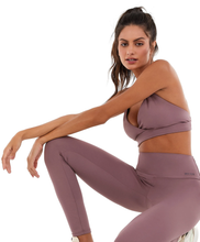 Carica l'immagine nel visualizzatore di Gallery, Image 02: Alto Giro Fitness Haut Top Dupla Face Up Co2 Tira Costas Marrom Taupe
