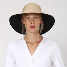 Carica l'immagine nel visualizzatore di Gallery, Model Front: Uv Line Chapeau Souple/Capeline San Diego Kaki/Preto
