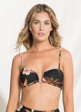 Carica l'immagine nel visualizzatore di Gallery, Gallery: Maaji Haut Top Irene Suzy Q Aloha
