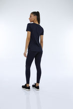 Carica l&#39;immagine nel visualizzatore di Gallery, Model Back: Alto Giro Fitness Haut T-Shirt Skin Fit Inspiracionais Preto
