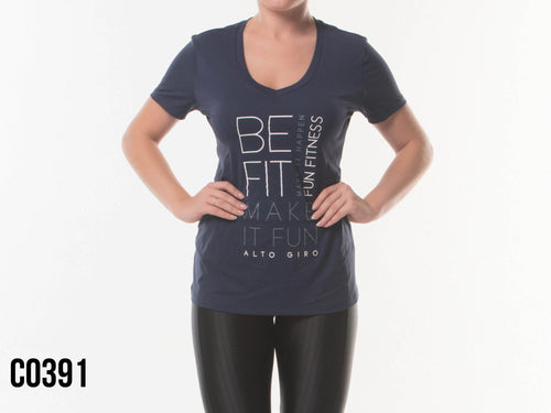 Model Front: Alto Giro Fitness Haut T-Shirt Skin Fit Mak