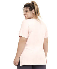 Carica l&#39;immagine nel visualizzatore di Gallery, Model Back: Alto Giro Fitness Haut T-Shirt Skin Fit Silk Gola Plus Rosa Respire
