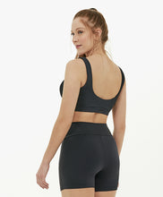 Carica l&#39;immagine nel visualizzatore di Gallery, Model Back: Alto Giro Fitness Haut Top Block Costas Regata Preto
