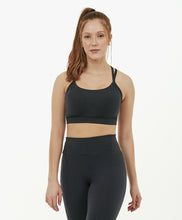 Carica l&#39;immagine nel visualizzatore di Gallery, Model Front: Alto Giro Fitness Haut Top Supplex Tiras Costas Preto
