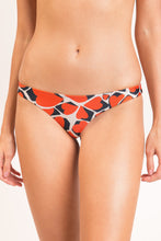 Carica l&#39;immagine nel visualizzatore di Gallery, Bottom Amore-Red Essential
