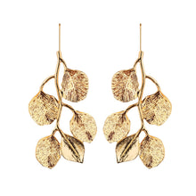 Carica l&#39;immagine nel visualizzatore di Gallery, Earrings Vineta Gold Hipenema
