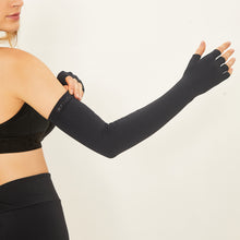 Carica l&#39;immagine nel visualizzatore di Gallery, Extra Long Glove Preto UPF50+
