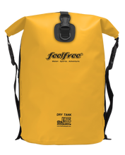 Carica l&#39;immagine nel visualizzatore di Gallery, Model Front: Feelfree Sac De Plage Dry Tank 15L Yellow
