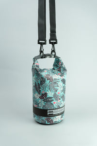 Model Back: Feelfree Sac De Plage Dry Tube 1,5L Tropical Organic Teal