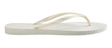 Carica l&#39;immagine nel visualizzatore di Gallery, Model Back: Havaianas Tongs Slim White
