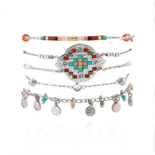 Carica l&#39;immagine nel visualizzatore di Gallery, Product Front: Hipanema Bracelet Cuff Goldville Silver Hipanema
