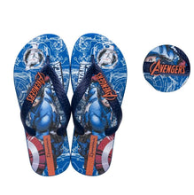 Carica l&#39;immagine nel visualizzatore di Gallery, Model Front: Ipanema Tongs Ipanema Avengers Brave Azul Azul
