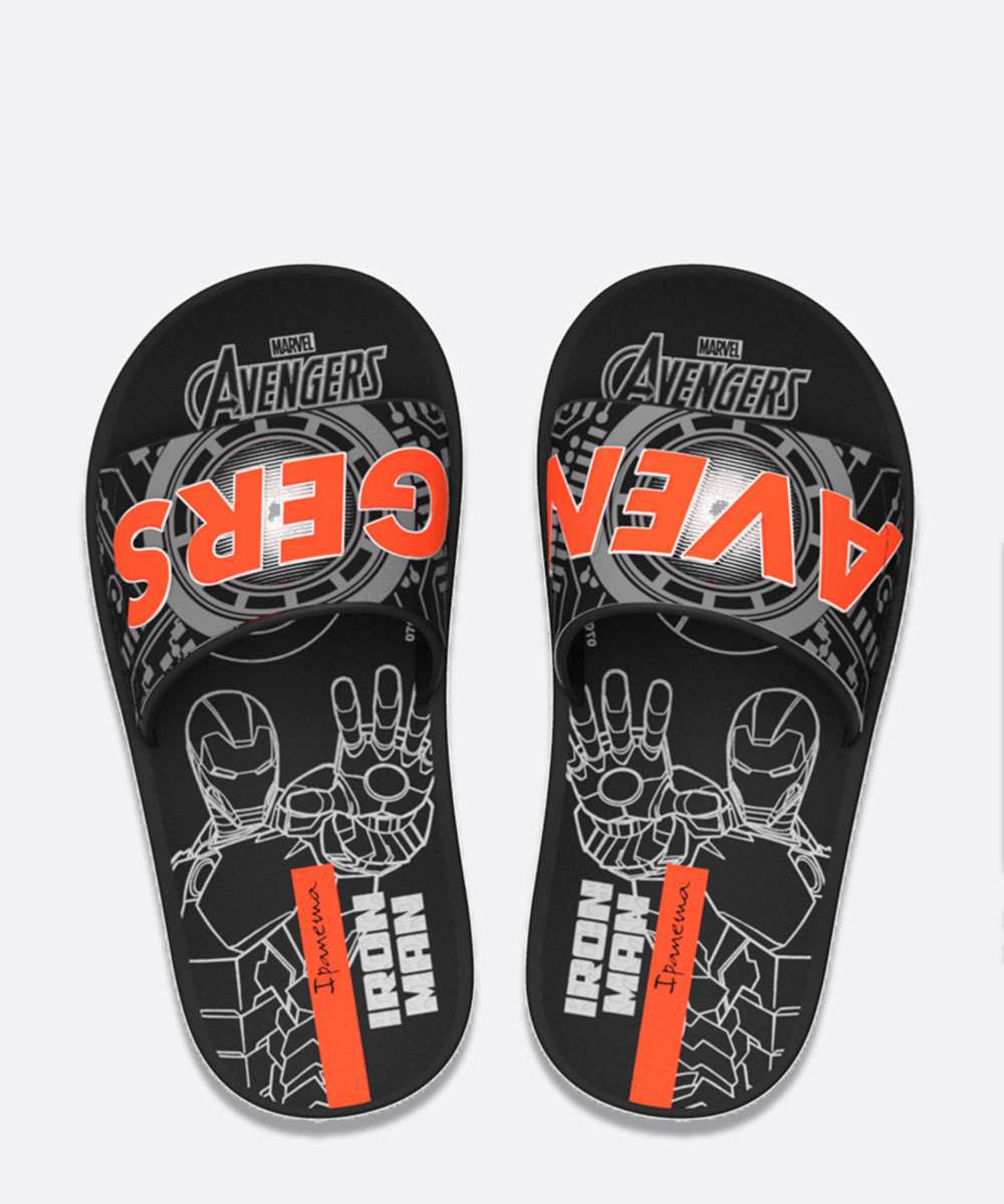 Model Front: Ipanema Tongs Ipanema Avengers Slide Preto Cinza Laranja