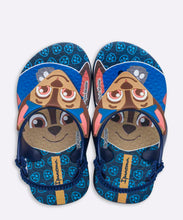 Carica l&#39;immagine nel visualizzatore di Gallery, Model Front: Ipanema Sandales Ipanema Patrulha Canina Azul Azul Bege
