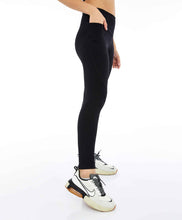 Carica l&#39;immagine nel visualizzatore di Gallery, Legging Unique Recortes Preto
