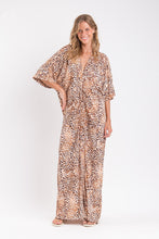 Carica l&#39;immagine nel visualizzatore di Gallery, Leopard Long Dress
