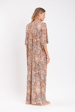 Carica l&#39;immagine nel visualizzatore di Gallery, Leopard Long Dress
