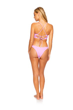 Carica l&#39;immagine nel visualizzatore di Gallery, Model Back: Luli Fama Ensemble Peek A Boo Cosita Buena Lavanda
