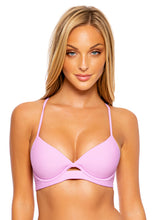Carica l&#39;immagine nel visualizzatore di Gallery, Model Front: Luli Fama Haut Top Peek A Boo Cosita Buena Lavanda
