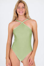 Carica l&#39;immagine nel visualizzatore di Gallery, Oliva High-Neck
