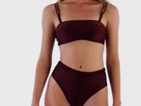 Carica e avvia il video nel visualizzatore di galleria, Video: Rio De Sol Bas Bottom Barolo Hotpants
