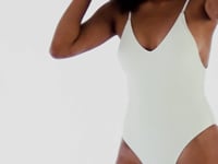 Carica e avvia il video nel visualizzatore di galleria, Video: Rio De Sol Une Pièce Off-White Hype
