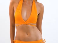 Carica e avvia il video nel visualizzatore di galleria, Video: Rio De Sol Bas Bottom Dots-Mango Madrid
