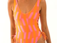 Carica e avvia il video nel visualizzatore di galleria, Video: Rio De Sol Une Pièce Sunrise Zoe
