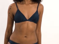 Carica e avvia il video nel visualizzatore di galleria, Video: Rio De Sol Bas Bottom Shimmer-Shark Essential-Comfy
