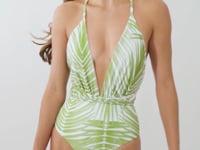 Carica e avvia il video nel visualizzatore di galleria, Video: Rio De Sol Une Pièce Palms New Vegas
