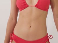 Carica e avvia il video nel visualizzatore di galleria, Video: Rio De Sol Haut Top Matte-Red Camille
