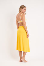 Carica l&#39;immagine nel visualizzatore di Gallery, Model Back: Rio De Sol Jupe De Page Bio-Luz-Solar Long Skirt Knot
