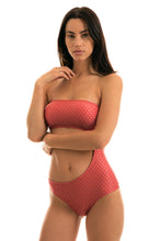Carica l&#39;immagine nel visualizzatore di Gallery, Model Front: Rio De Sol Une Pièce Body Kiwanda Madras Rio
