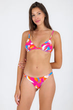 Carica l&#39;immagine nel visualizzatore di Gallery, Model Front: Rio De Sol Bas Bottom Antelope Leblon
