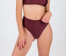 Carica l&#39;immagine nel visualizzatore di Gallery, Gallery: Rio De Sol Bas Bottom Barolo Hotpants
