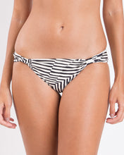 Carica l&#39;immagine nel visualizzatore di Gallery, Gallery: Rio De Sol Bas Bottom Collage Mel
