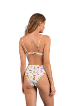 Carica l&#39;immagine nel visualizzatore di Gallery, Model Back: Rio De Sol Bas Bottom Countryside Hotpants
